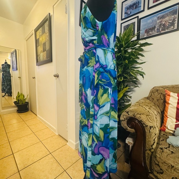 Vibrant Floral Maxi Dress - Blue and Green - Picture 2 of 7